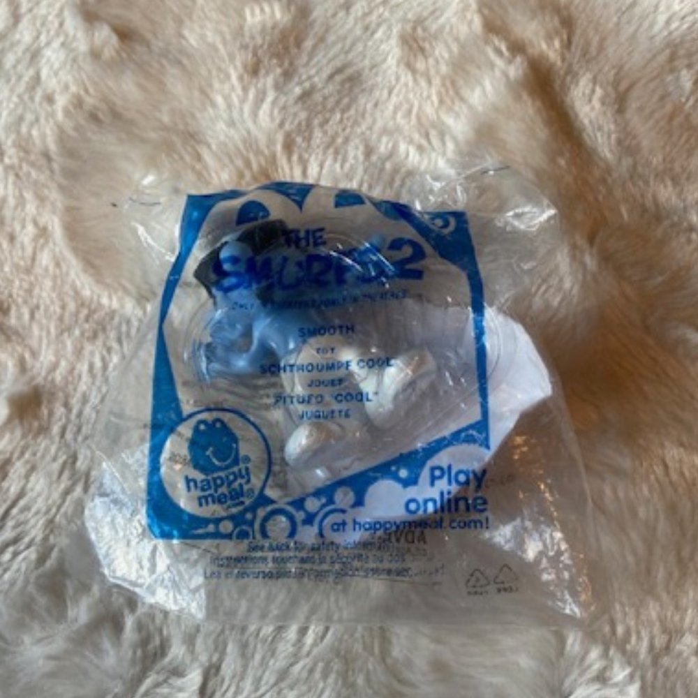 2/$30 McDonald's Smurf 2 Happy Meal toy Smooth #10 by Peyo 2013 NIP